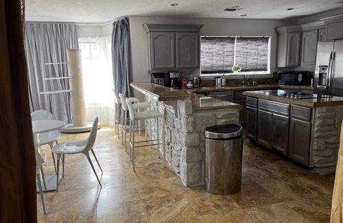 Spring Valley House | Your dream Mansion in the heart of off strip Las Vegas