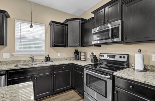 Hubert House | Your Eastern North Carolina Home away from Home in Peytons Ridge