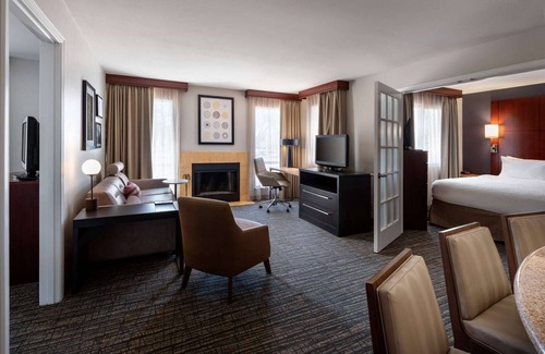 Tempe Hotel | Your Gateway to Arizona Adventures! Swimming Pool, Free Breakfast, Pets Allowed!