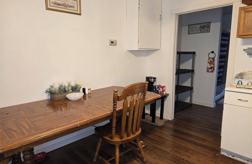 Glouster Cabin | Your Happy Place