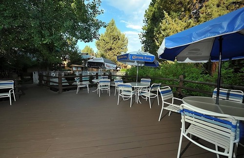 Orchard District Hotel | Your Home Away From Home! Pool, Pet-Friendly, Free Parking, On-Site Restaurant