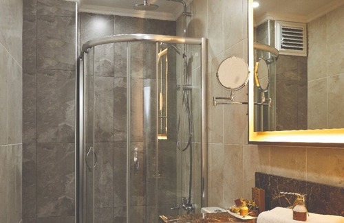 Iskenderpasa Apartment | Your home in İstanbul. Just 60 meters away from Historia Shopping Mall.