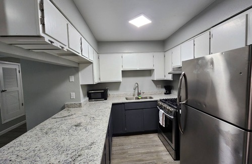 Biggs Field House | Your Home in Yarbrough and Edgemere