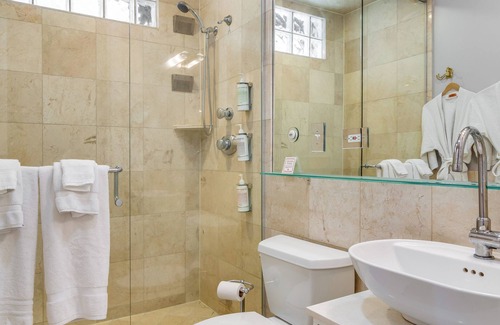 East Village Bed & Breakfast | Your Own 8 Bedroom Private Inn and Event Space, Urban Garden Included