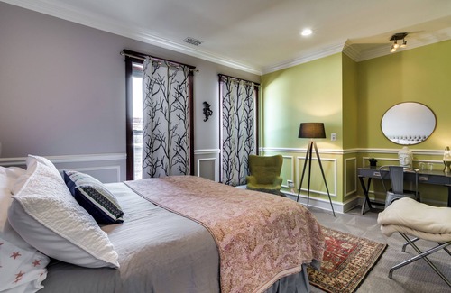East Village Bed & Breakfast | Your Own 8 Bedroom Private Inn and Event Space, Urban Garden Included