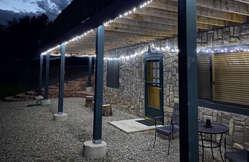 Bailey Apartment | Your Own Private Apartment in Authentic Colorado Log Cabin