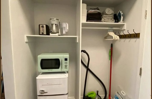 Westlake Apartment | Your Own Space TWO-gether: DTLA!