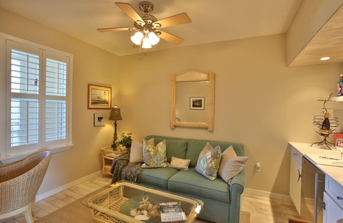 Florida Condo | Your Passport to Coastal Bliss in a Luxury Condo in Flagler Beach Awaits !