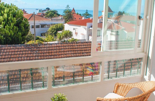 Estoril Apartment | Your Place in Estoril. 4 min Walking to the Beach With Amazing sea View!