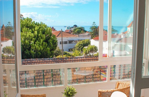 Estoril Apartment | Your Place in Estoril. 4 min Walking to the Beach With Amazing sea View!