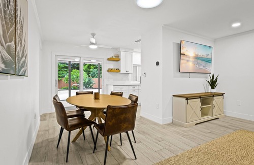 Sarasota Springs House | Your Private Tropical Paradise with Heated Pool!