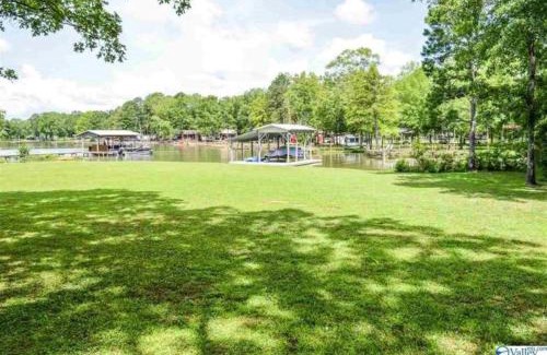 Cedar Bluff House | Your quiet place on Weiss Lake