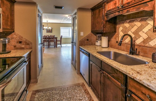 South Padre Island House | Your Seaside Sanctuary Awaits: Stay Longer, Save More with 10% Off 7+ Nights