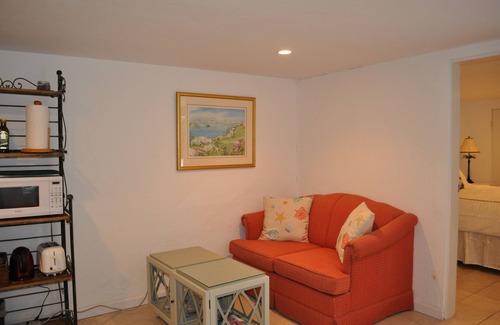 Paget House | Your very own private space in Bermuda with Twizy charger