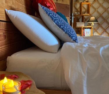 Vouzan Other | Yourte moderne, tout confort