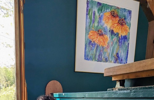 Washago Cottage | Yr round Muskoka Getaway - Beach Volleyball, Hot Tub, Gourmet Cooking and more