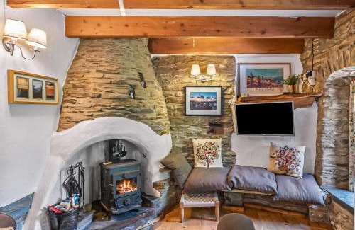 Llanglydwen House | Ysgubor Ganol