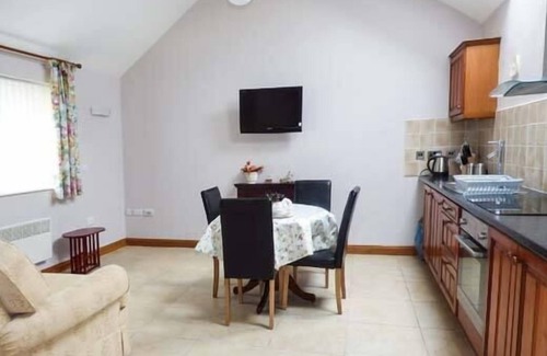 Llanelli House | YSTABL, with a garden in Llanelli