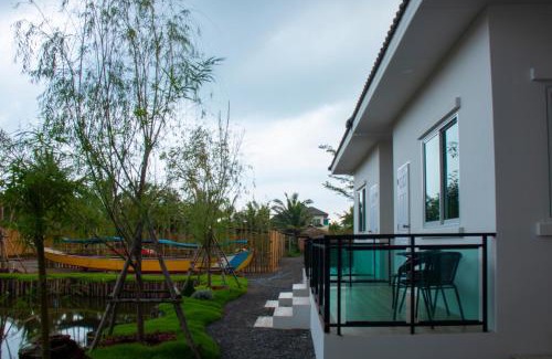Samut Songkhram Hotel | Yunoya Riverside Villa
