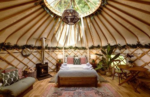 Ripon Other | Yurtshire Eavestone Lake - Willow