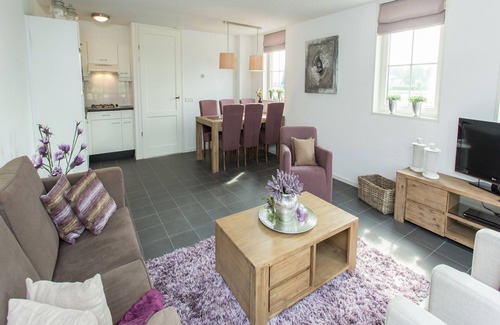West-Graftdijk Villa | Zaanse style holiday home 15 km. from Alkmaar