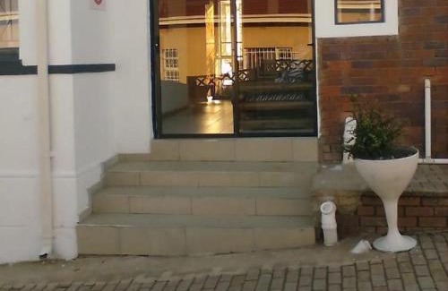 Greater Johannesburg Metropolitan Area House | Zabalaza Guesthouse