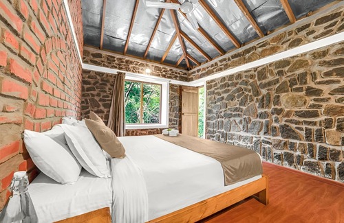 Kodaikanal Hotel | Zacs Valley Resort