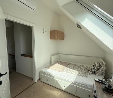 Zamardi Apartment | ZamZen
