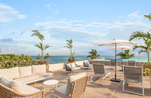 La Puntilla Apartment | Zantamar 103C: Beachfront Suites in La Cruz