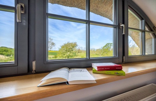 Lohme House | ZEESENBOOT | Thatched semi-detached house - Holiday homes under thatch in Lohme