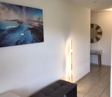 Nangy Apartment | ZenBNB - ISIS - Piscine - Balcon - 4 Pers
