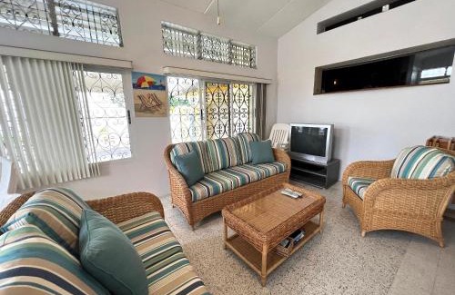 Reeds Bay Villa | ZenBreak Seagaze Beach House