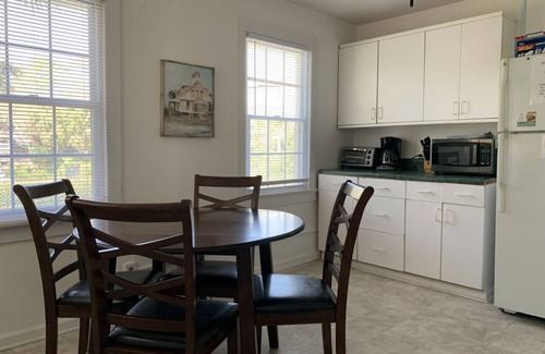 Folly Beach Apartment | ZenDeck & Courtyard - King Room & Double Room - Pet Friendly - Across from Beach