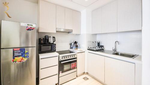 Abu Dhabi Apartment | Zenith 1BR Retreat in Yas Island