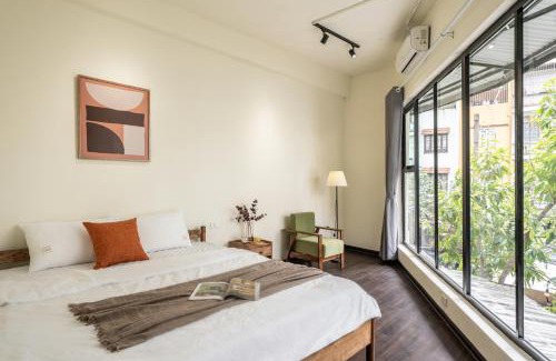 Hai Ba Trung Apartment | Zenith Skyline Residence - City Centre - Rooftop Terrace & Airport Pickup