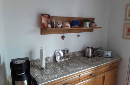 Schweinfurt Apartment | Zentral gelegene FeWo (55qm) mit Terrasse & Blick über Schweinfurt
