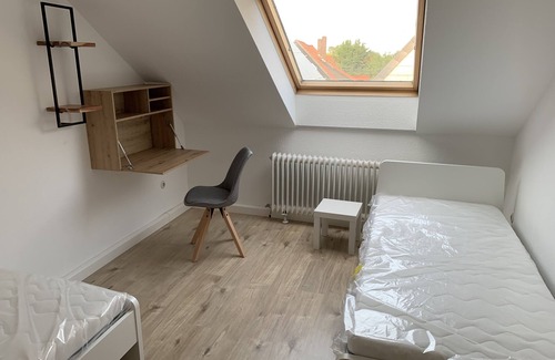 Region Hannover District Apartment | Zentral und Ruhig nah an Hannover Gelegen. Eigener Parkplatz und Bäcker vor Ort