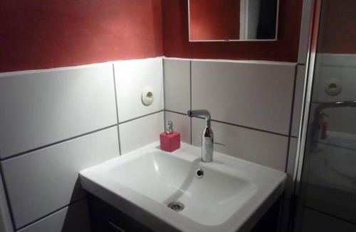 Volksdorf Apartment | Zentrum Volksdorf 400m zur U-Bahn! Sehr gute Lage schickes Apartment