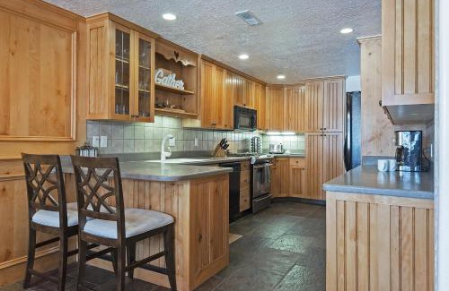Midway Ski Chalet | Zermatt Villages 722 chalet