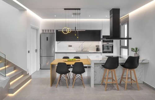 Agios Nikolaos Villa | Zeus Luxury Villas 6 Bedroom Complex