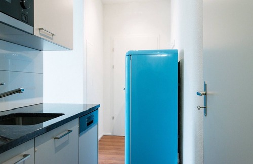 District 9 Apartment | ZH Tiger I - Altstetten HITrental Apartment