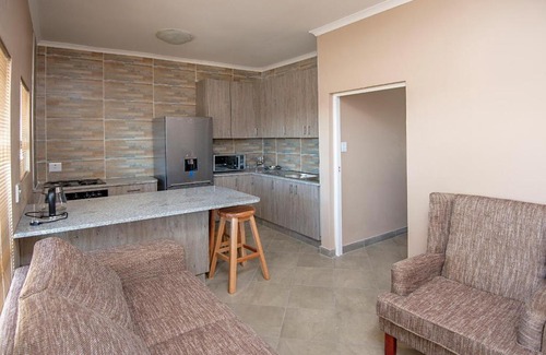 Newcastle House | Zimbali Heights- Krokodil Avenue