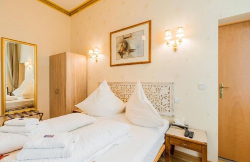 Prenzlauer Berg Cabin | Zimmer 6 kl. Doppelzimmer