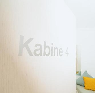 Nickenich Apartment | Zimmer frei in Nickenich bis zu 11 Gäste willkommen