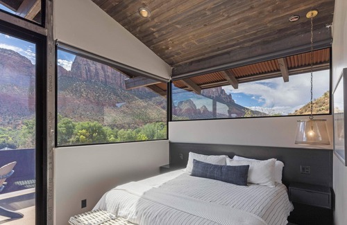 Zion National Park South Entrance Apartment | Zion Loft Luxury | Unit 3
