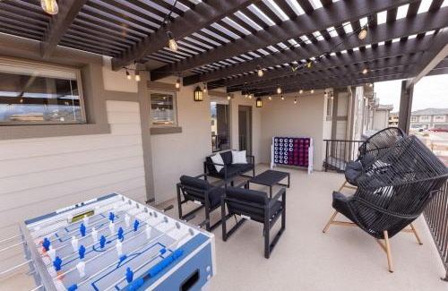 Hurricane House | Zion Village Resort 2053 Brand New Home! Private Pool, Hot Tub, and 35mins from Zion National Park