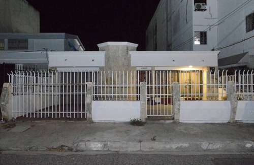 Manga House | Zoe Family House