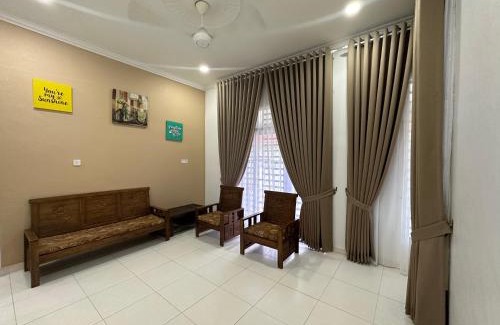 Kota Bharu Hotel | Zuriana Ashraf Homestay Kota Bharu