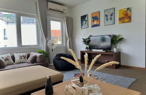 Quang An Apartment | Zuzi Home To Ngoc Van , West Lake