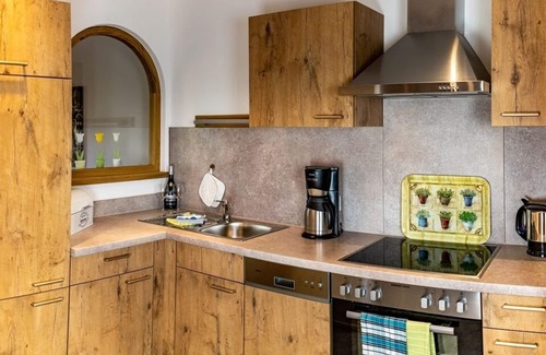 Groissenbach Apartment | Zwei-Raum-Wohnung (6) Haus Resi, Wohnküche, Wohnzimmer,Schlafzimmer, Du/WC mit Wärmekabine, Balkon (60m²)